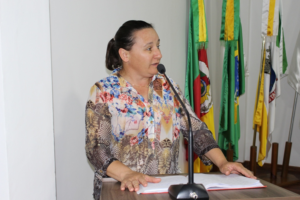 VEREADORA CLEUSA TOMAZELLI (PT) FALA SOBRE A PARTICIPAÇÃO NA EXPOINTER