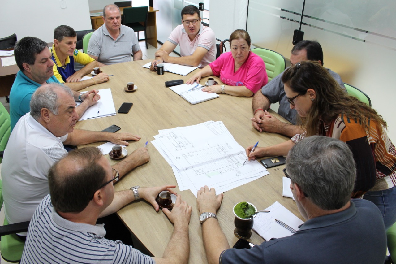 PROJETO DE REFORMA DO CENTRO CULTURAL É APRESENTADO AOS VEREADORES